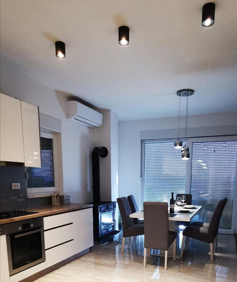 Cozy Comfortable Flat - Beautifull Panoramic View มาคาร์สกา ภายนอก รูปภาพ
